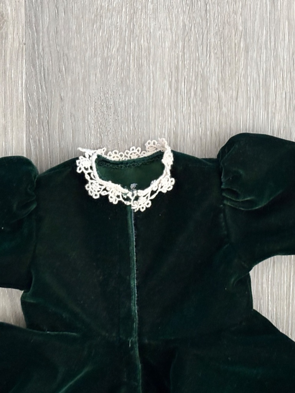 American Girl Pleasant Company Doll Molly Evergreen Velvet Christmas Dress VTG - Picture 5 of 9